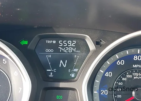 2013 Hyundai Elantra Gls z USA, uszkodzony, nr VIN KMHDH4AEXDU809561